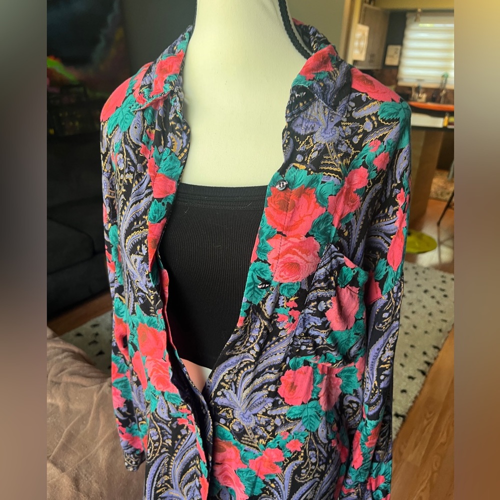 Vintage Floral Patterned Blouse